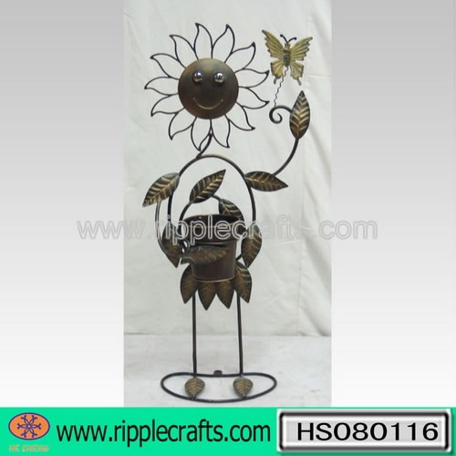 Outdoor Living--HS080116